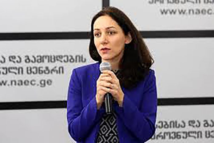 სოფოოოოო-000