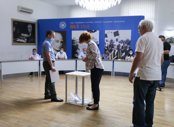 თსუ - არჩევნები (1)