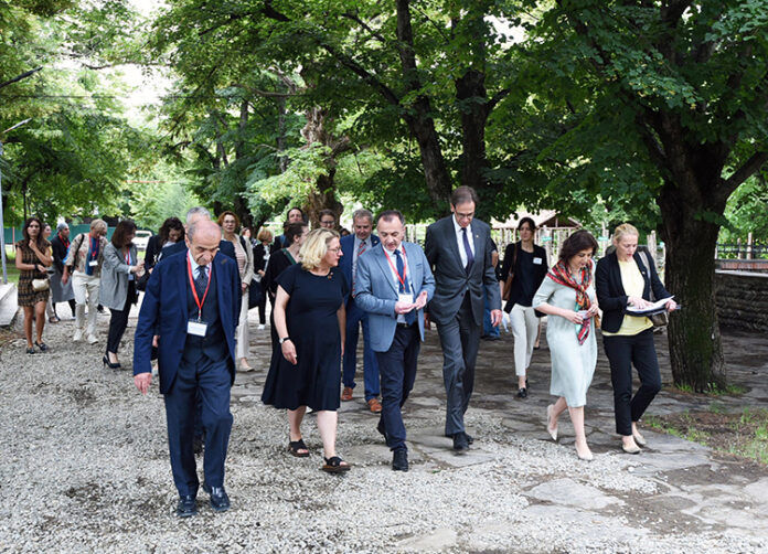 289784884_401926925298059_8053319435029312220_n